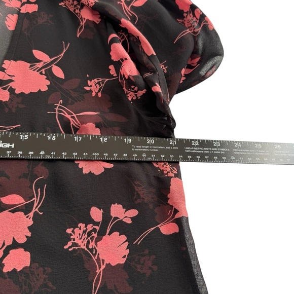 Cynthia Howie Sheer Black & Coral 100% Silk Floral Tie‑Front Crop Wrap - Picture 4 of 7
